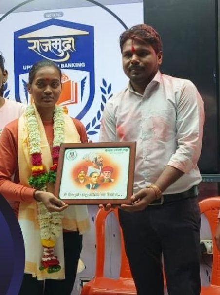 Santoshi Pandalvad